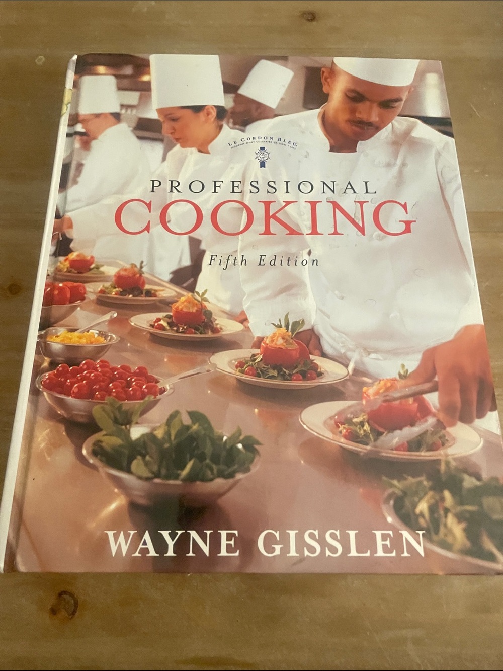 Professional Cooking Fifth Edition - White Cover Wayne Gisslen with CD